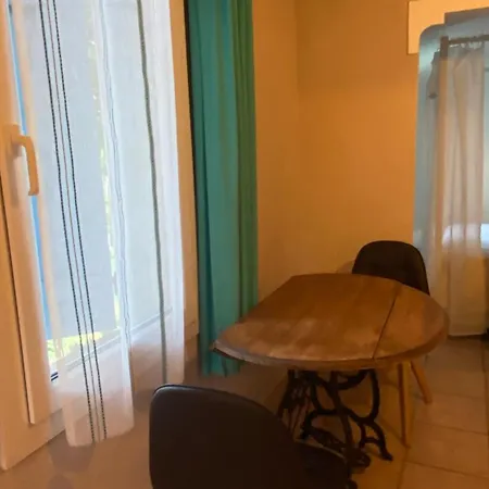 Ferienhaus Maisonnette Au Calme Vue Sur Jardin